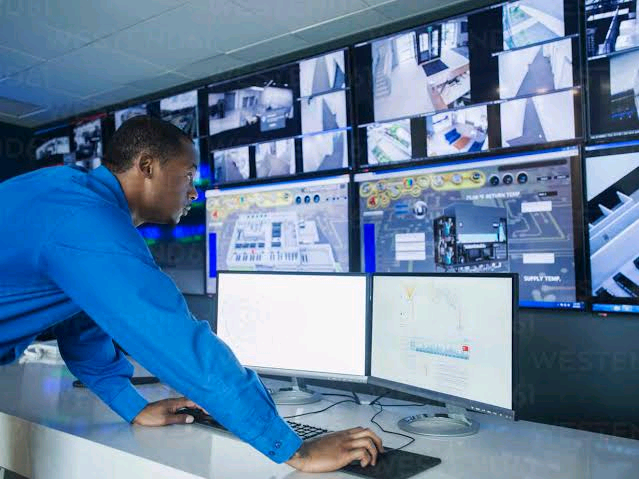 “Wireless security camera showing live monitoring system”